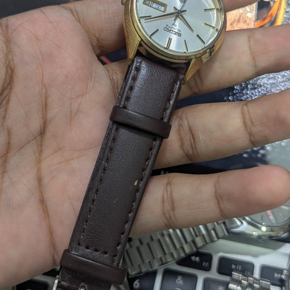 MAY 1975 - Seiko Quartz QZ - 0923 8000 - Gold Tone Dial - Kanji/Eng 📅 - Working Condition - Serviced/Polished